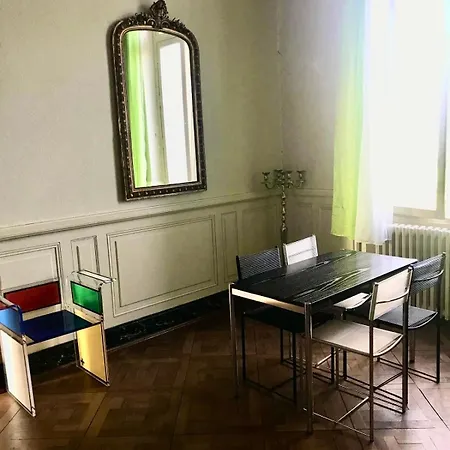 Lägenhet Sejournez Dans Un Chateau A Langon *